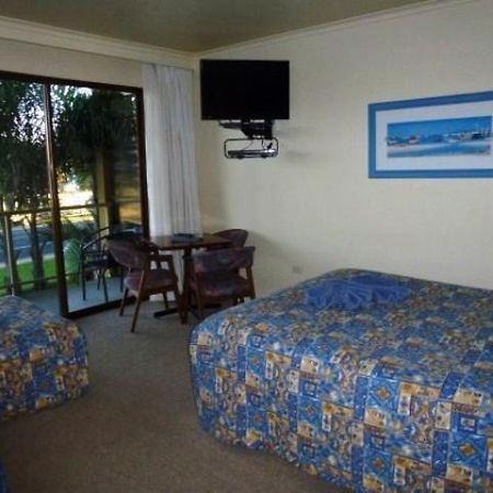Abel Tasman Motor Lodge & Apartments Lakes Entrance Quarto foto
